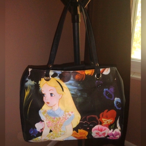Disney Handbags - 🖤💛♥️💙 NWOT Disney Womens Girls Alice in Wonderland Purse Bag Floral Graphic